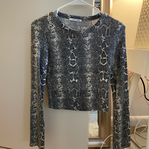 Zara snakeskin cropped sweater - Picture 1 of 2